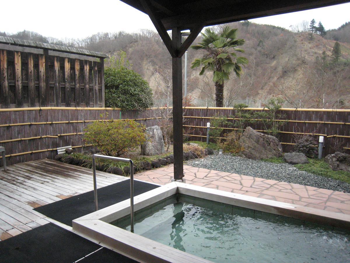 Resort Hotel Beyer Chichibu Exterior photo